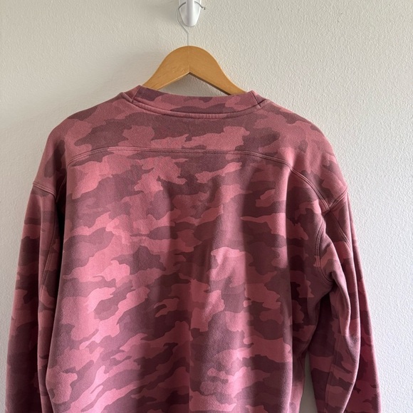 Lululemon Athletica Perfectly Oversized Crew Pink Camo Sweatshirt size 6 - Picture 11 of 11